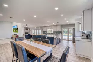 6062 Wood Lake Rd, Jupiter, FL 33458 - Photo 11