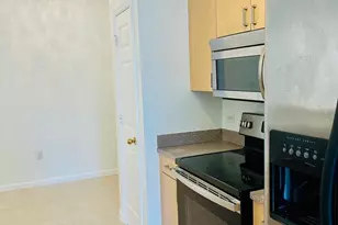 533 NE 3rd Ave, Fort Lauderdale, FL 33301 - Photo 15