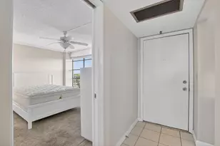 20 Royal Palm Way, Boca Raton, FL 33432 - Photo 3