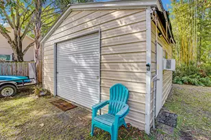 1106 Driftwood Ln, Fort Pierce, FL 34982 - Photo 7