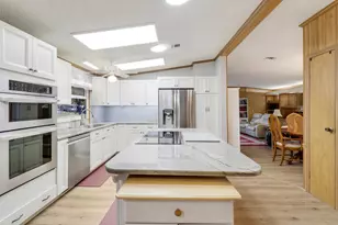 7750 SE Shenandoah Dr, Hobe Sound, FL 33455 - Photo 5