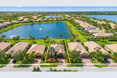 2853 Siena Circle, Wellington, FL 33414 - Photo 43