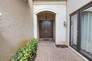 8527 Lewis River Rd, Delray Beach, FL 33446 - Photo 5