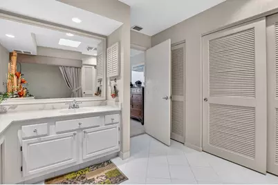 19720 Sawgrass Drive #902, Boca Raton, FL 33434 - Photo 23