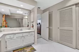 19720 Sawgrass Dr, Boca Raton, FL 33434 - Photo 23