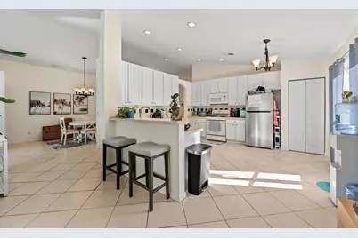 865 SE Westminster Place, Stuart, FL 34997 - Photo 9