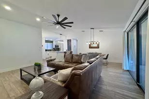 31 Walcott Dr, Boynton Beach, FL 33426 - Photo 11