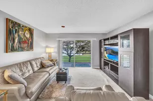 130 Lake Constance Dr, West Palm Beach, FL 33411 - Photo 17