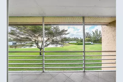 130 Lake Constance Drive, West Palm Beach, FL 33411 - Photo 35