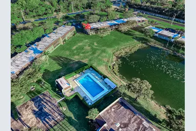 130 Lake Constance Drive, West Palm Beach, FL 33411 - Photo 41