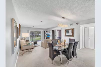 130 Lake Constance Drive, West Palm Beach, FL 33411 - Photo 11