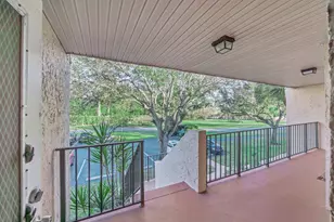 130 Lake Constance Dr, West Palm Beach, FL 33411 - Photo 35