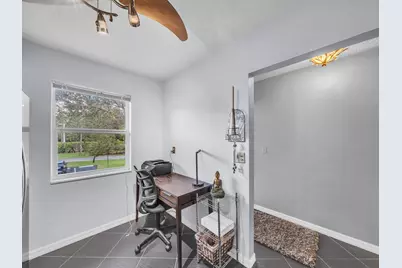 130 Lake Constance Drive, West Palm Beach, FL 33411 - Photo 7
