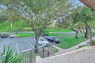 130 Lake Constance Dr, West Palm Beach, FL 33411 - Photo 37