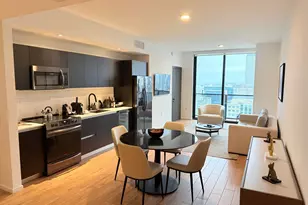 398 NE 5th St, Miami, FL 33132 - Photo 7