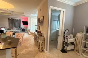 210 NE 69th Cir, Boca Raton, FL 33487 - Photo 13