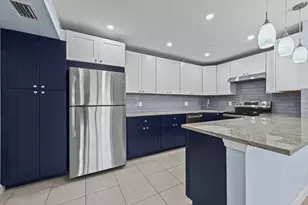 1103 Green Pine Blvd, West Palm Beach, FL 33409 - Photo 3