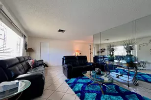 3465 Amalfi Dr, West Palm Beach, FL 33417 - Photo 7