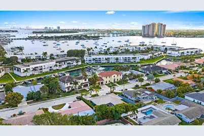 1120 Singer Drive, Riviera Beach, FL 33404 - Photo 37