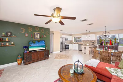 2142 SE Watercrest Street, Port Saint Lucie, FL 34984 - Photo 7