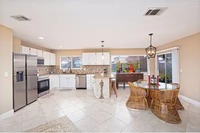 2142 SE Watercrest Street, Port Saint Lucie, FL 34984 - Photo 9