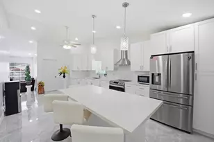 7903 Burlwood Ln, Lake Worth, FL 33467 - Photo 9