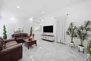 7903 Burlwood Ln, Lake Worth, FL 33467 - Photo 5