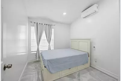 7903 Burlwood Lane, Lake Worth, FL 33467 - Photo 19