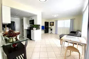 523 SE 20th Ct, Boynton Beach, FL 33435 - Photo 1