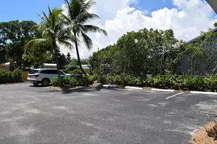 523 SE 20th Ct, Boynton Beach, FL 33435 - Photo 5