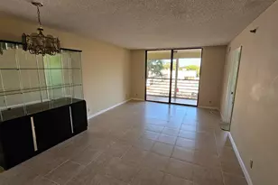 4640 Lucerne Lakes Blvd W, Lake Worth, FL 33467 - Photo 5