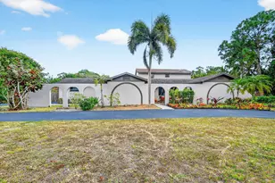 1214 Park Ln, Haverhill, FL 33417 - Photo 3