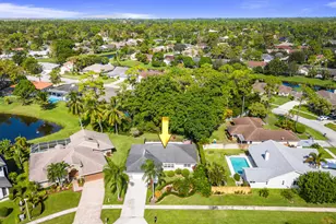 691 Foresteria Ave, Wellington, FL 33414 - Photo 1