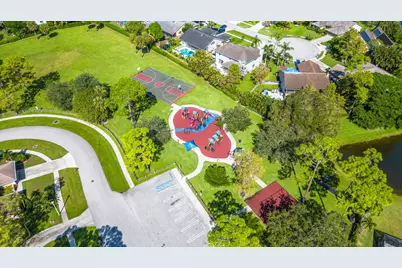 691 Foresteria Avenue, Wellington, FL 33414 - Photo 47