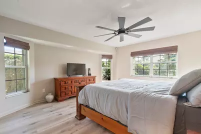 691 Foresteria Avenue, Wellington, FL 33414 - Photo 23