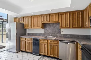 5390 Woodland Lakes Dr, Palm Beach Gardens, FL 33418 - Photo 11