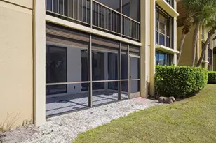 5390 Woodland Lakes Dr, Palm Beach Gardens, FL 33418 - Photo 17