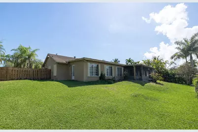 18422 SW 87th Place, Cutler Bay, FL 33157 - Photo 5