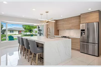 2112 NE 32nd Avenue, Fort Lauderdale, FL 33305 - Photo 7