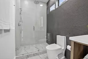 750 NE 16th Ave, Fort Lauderdale, FL 33304 - Photo 37