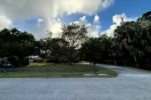 4609 Buchanan Dr, Fort Pierce, FL 34982 - Photo 5