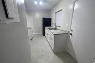 920 W 36th St, Riviera Beach, FL 33404 - Photo 5