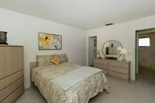 2789 Ashley Dr W, West Palm Beach, FL 33415 - Photo 11