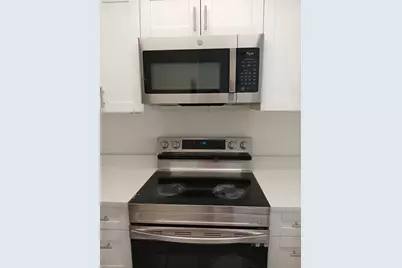 441 Cypress Way W, Palm Springs, FL 33406 - Photo 3