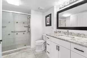 5480 N Ocean Dr, Singer Island, FL 33404 - Photo 17