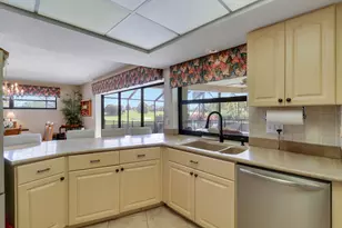 856 Country Club Dr, North Palm Beach, FL 33408 - Photo 23