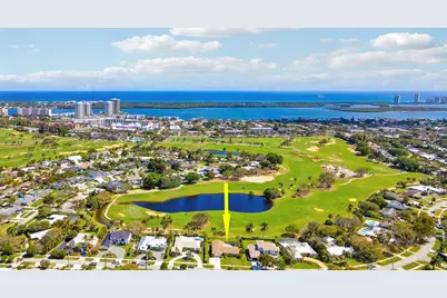 856 Country Club Drive, North Palm Beach, FL 33408 - Photo 3