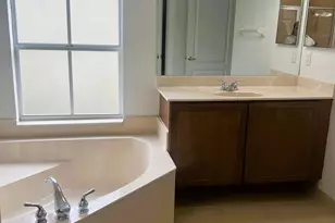 5606 Place Lake Dr, Fort Pierce, FL 34951 - Photo 3