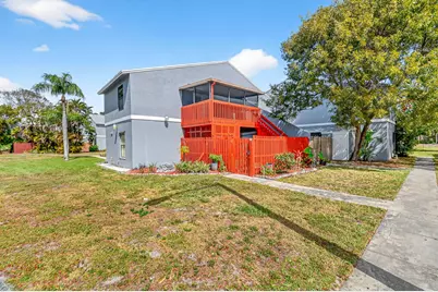 18 Crossings Circle #F, Boynton Beach, FL 33435 - Photo 3