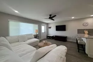 108 SW 9th St, Boynton Beach, FL 33426 - Photo 9